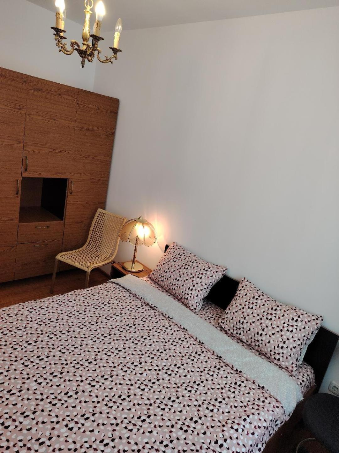 Arad Chic Apartament Uta Exteriör bild